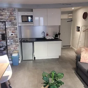  Appartement Parfum Rose